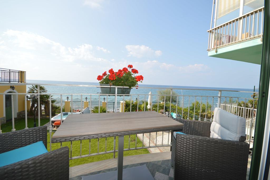 Residenza Marina Apartment Riva Ligure Room photo