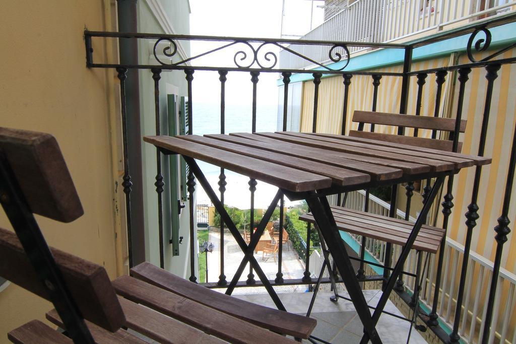 Residenza Marina Apartment Riva Ligure Exterior photo